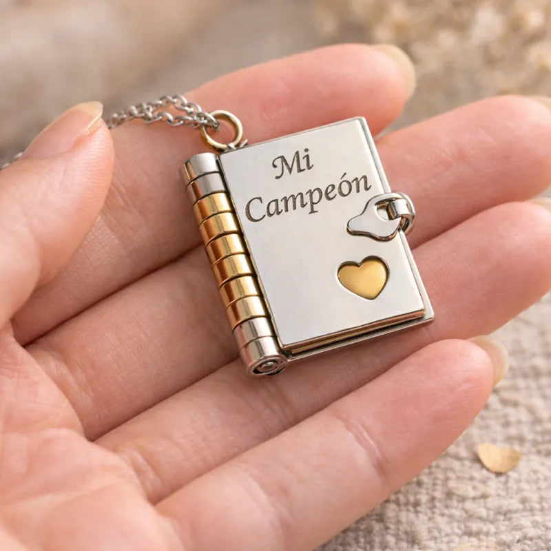 📖 Collar Relicario "Mi Campeón"